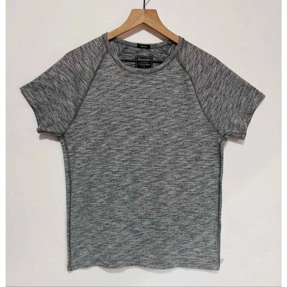 Abercrombie & Fitch Heather Gray Tee Size S